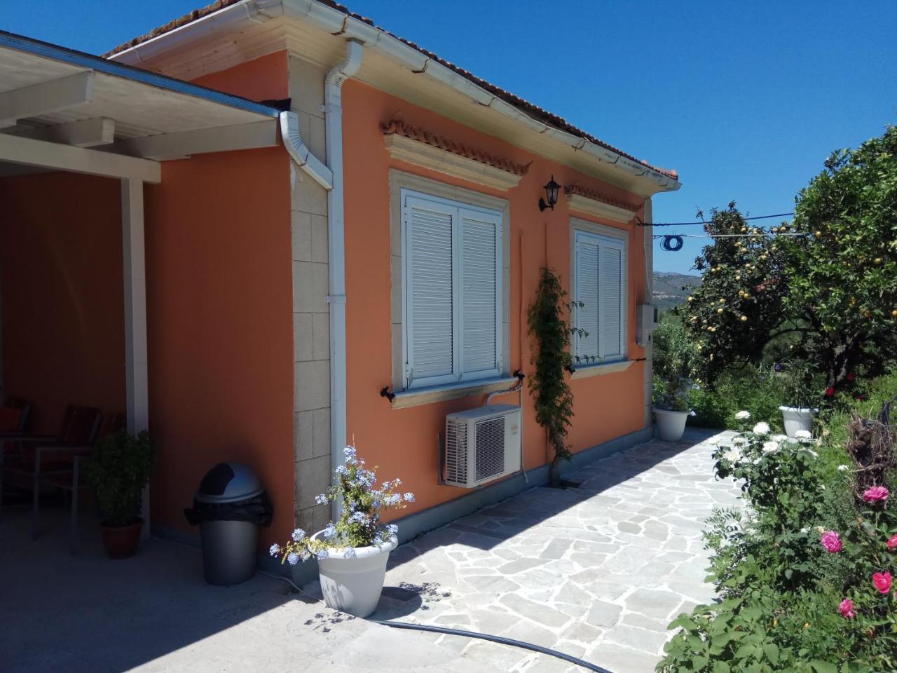 Monte Caputo Holiday House Alykes  Exterior foto